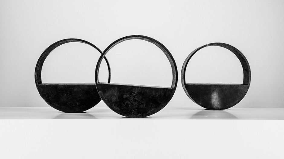 RUNNER, 2019, D 17 cm