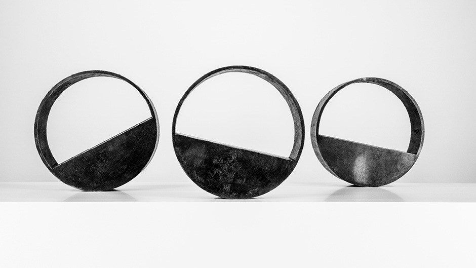 RUNNER, 2019, D 17 cm