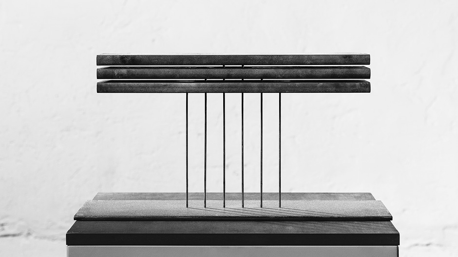 GRAVITIY I, 2015, H 24 cm