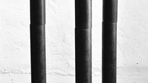 MOVING COLUMNS